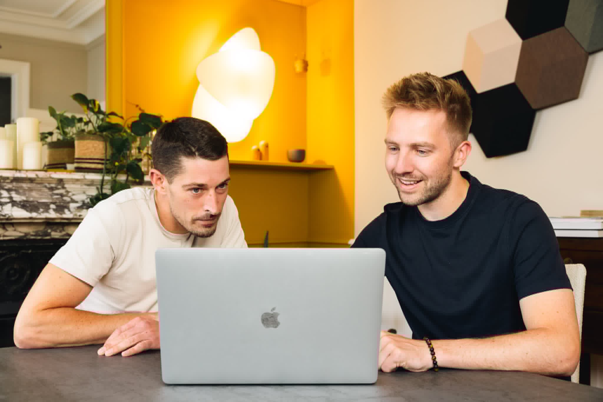 Réévaluation et adaptation